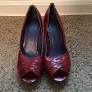 Size 7 Madden Girl Red Heel